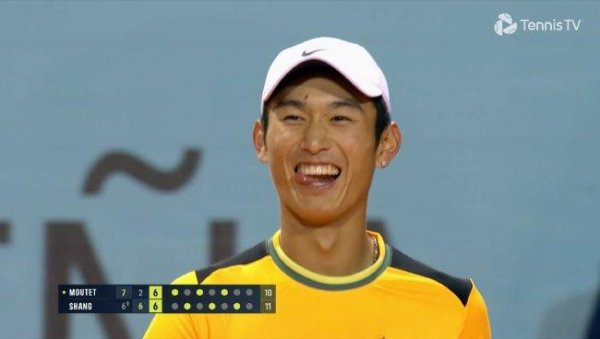 商竣程马德里大师赛反转  开门红 4小时鏖战2-1穆泰