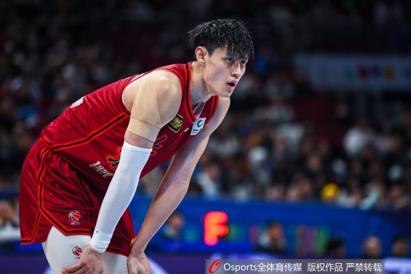 篮网双向合同签下利德尔和艾蒂安 曾凡博将角逐  最后一个名额