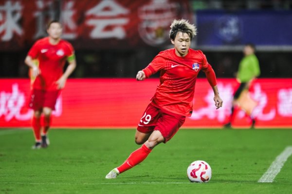 古代足球    报：去年相关层面欠的资金还没到位，梅州客家保级确实很难