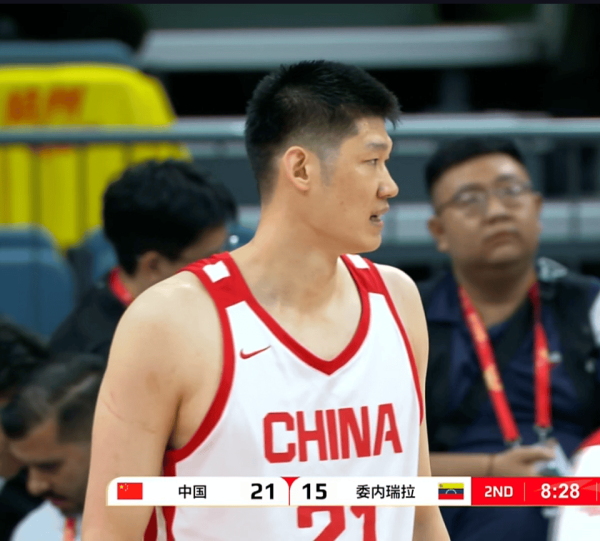 郭士强乐坏了! 胡金秋余嘉豪合砍27+8, 双塔14中12