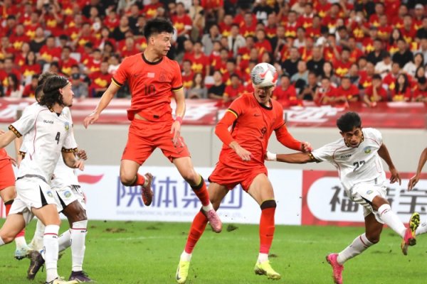 古代足球    报：10月国足“失约”，U22及国少集训准备比赛  是主要任务