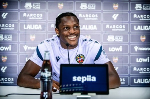 西甲前7轮4球3助功 ,莱万特前场球员艾永首次入选喀麦隆国家队 西甲前7轮4球3助功 ,莱万特前场球员艾永首次入选喀麦隆国家队