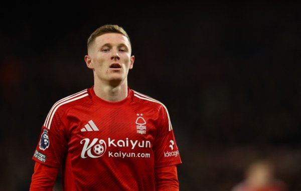 官方:埃利奥特-安德森当选诺丁汉森林9月最佳,连续第二个月当选 官方:埃利奥特-安德森当选诺丁汉森林9月最佳,连续第二个月当选