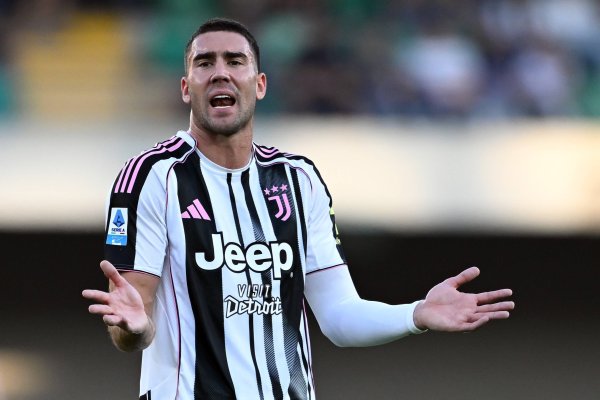 法尔克:拜仁冬窗无意弗拉霍维奇,尤文要价1500万欧起 法尔克:拜仁冬窗无意弗拉霍维奇,尤文要价1500万欧起