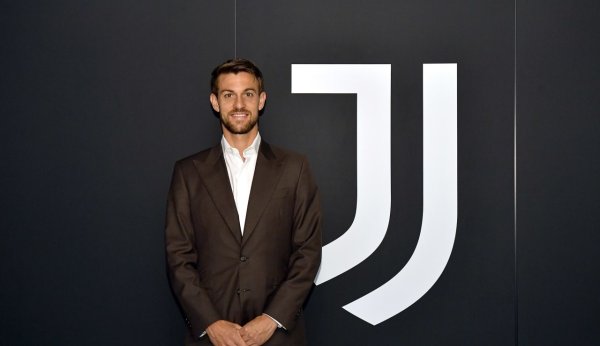 全市场:鲁加尼证明了自己的价值,尤文决定留下31岁意大利后场球员 全市场:鲁加尼证明了自己的价值,尤文决定留下31岁意大利后场球员