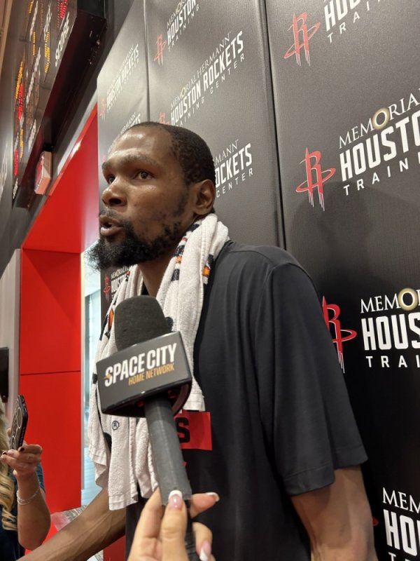 KD谈球队攻击 :持续推进过程 明确何种方式赛事 后大家会更自如 KD谈球队攻击 :持续推进过程 明确何种方式赛事 后大家会更自如