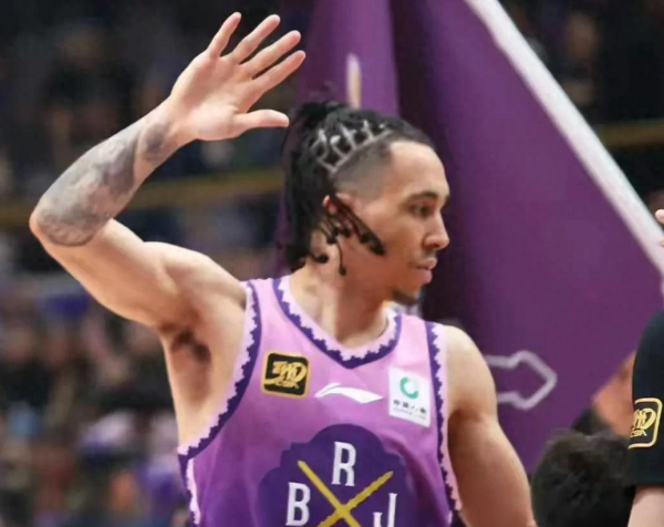 篮球赛  速递! 传福建“有意”特莱斯!