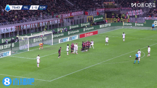 佩莱格里尼定位球打中福法纳手臂造点，迪巴拉十二码球被迈尼昂扑出