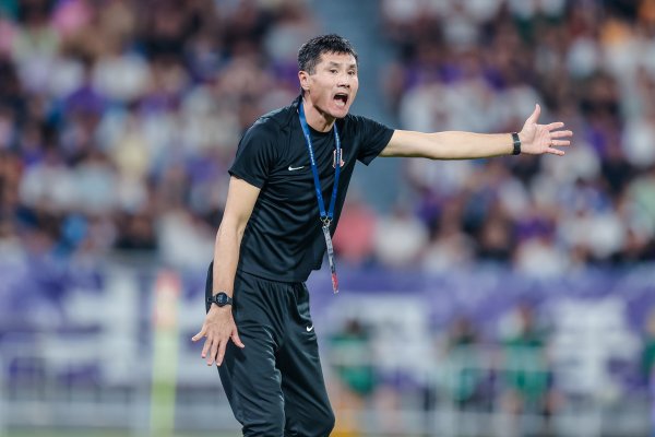 媒体人：国足确定国产指导教练员参考了篮协选择郭士强后初步成功的案例