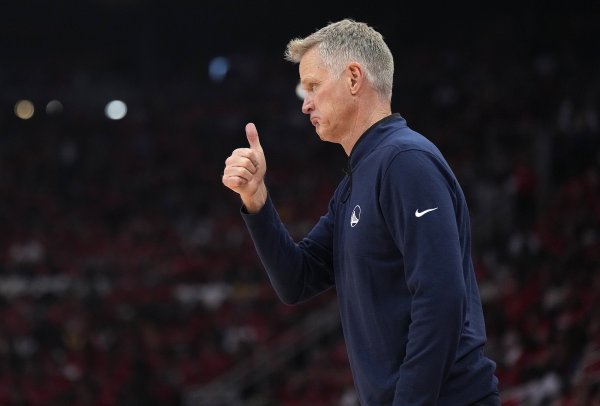 科尔：若本赛季我们能完全强健  进入季后赛 有信心能够击败任何人